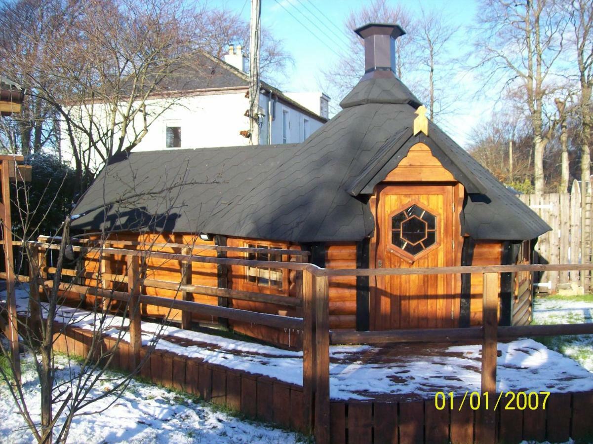 The Hobbit House Apartment Форт Уилям Екстериор снимка